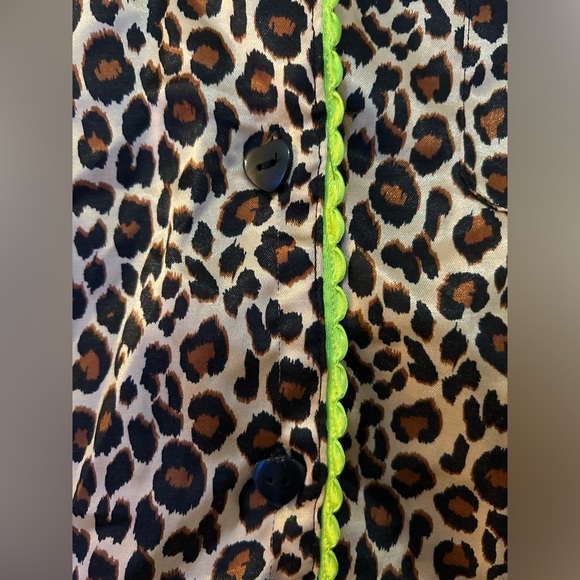 NWT Betsey Johnson Brushed Back Satin Leopard Lime Green Pajama Set Size S - Picture 5 of 12